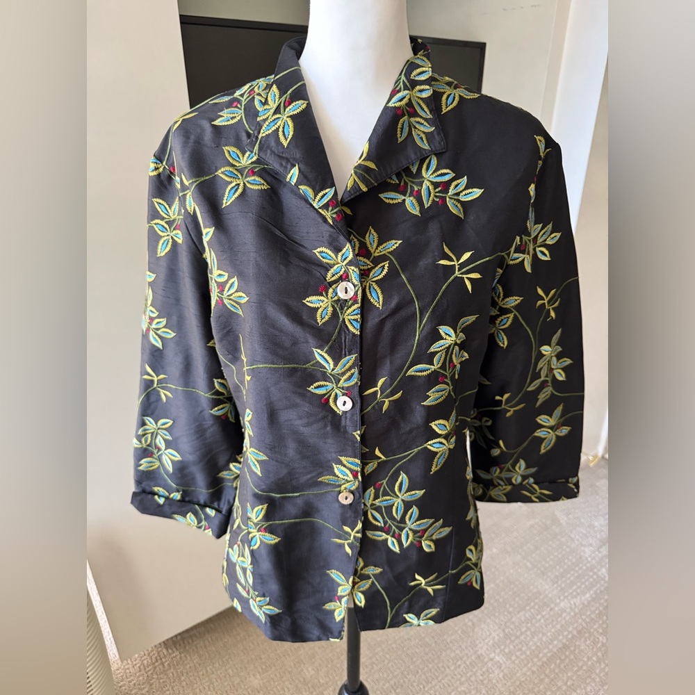 Floral Embroidered Black Blazer